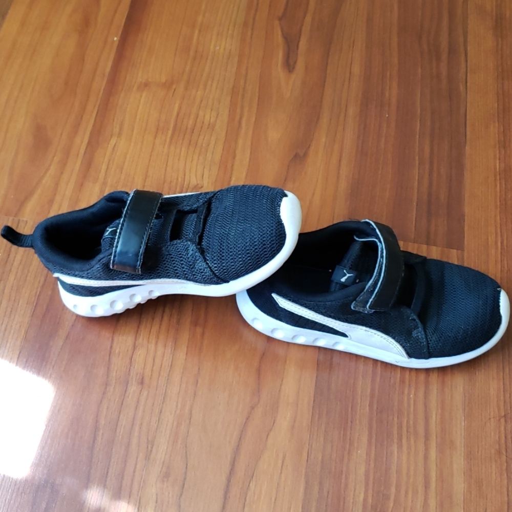 PUMA - Picture 2 of 2